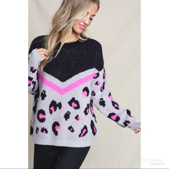💕LAST 1! Super Soft Animal Print Chevron Sweater! - Picture 7 of 8